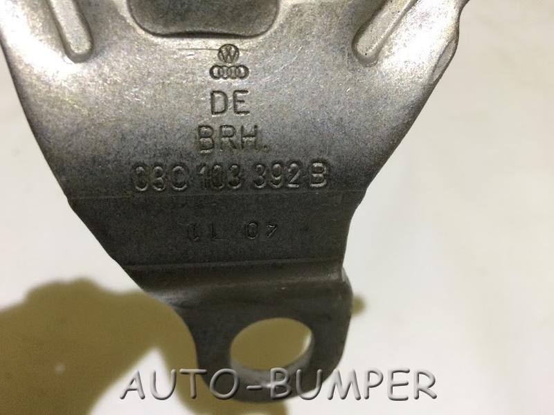 Volkswagen Jetta 2011- Кронштейн 03C103392B