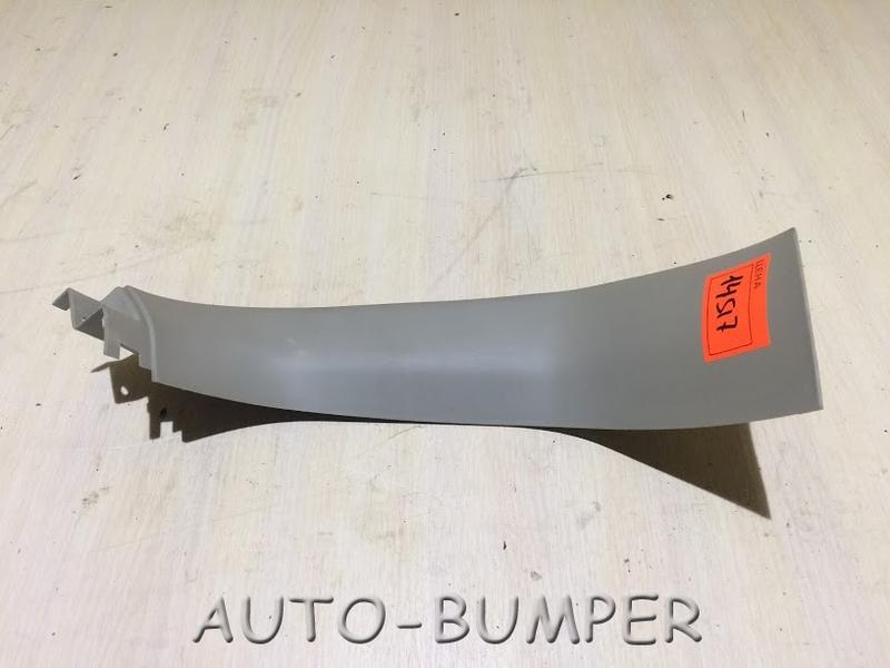Mitsubishi Outlander XL 2006- Обшивка двери багажника верхняя левая 7224A017XA