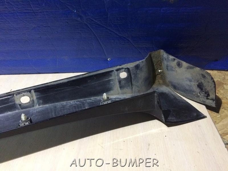Toyota Land Cruiser (200) 2008- Накладка порога правая  7585060040, 75850-60040-A1