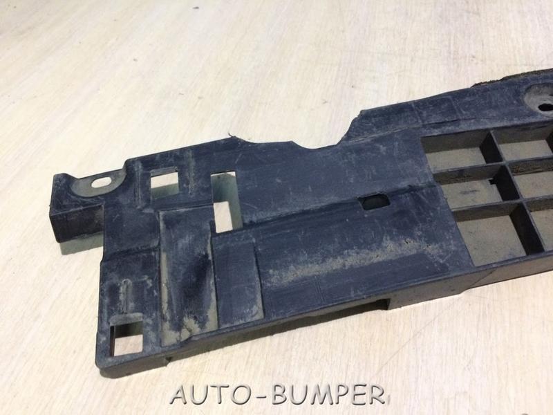 Toyota Land Cruiser (200) 2008- Наполнитель заднего бампера 5261560030
