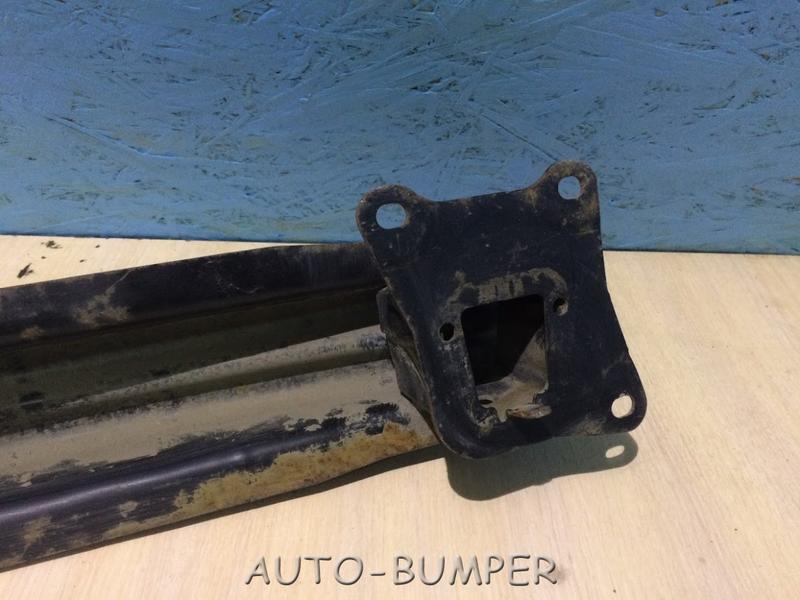 Volkswagen Golf 5 2005- Усилитель заднего бампера  1K0807629A 1K0807305C