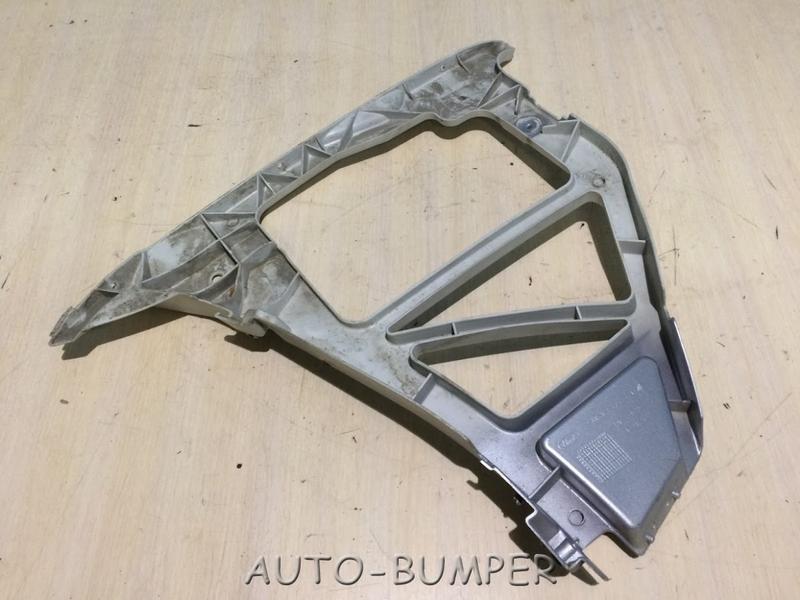 Ford Focus 2 2005 (Sedan)- Кронштейн заднего бампера левый 5M51F17E851AH, 5M51F17E851AJ, 1549588