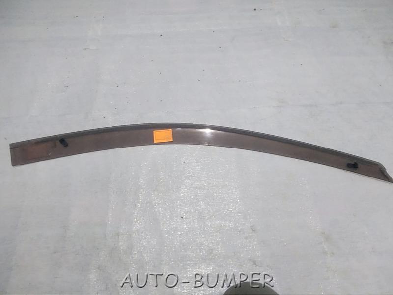 Toyota Platz NCP12 Ветровик передний правый