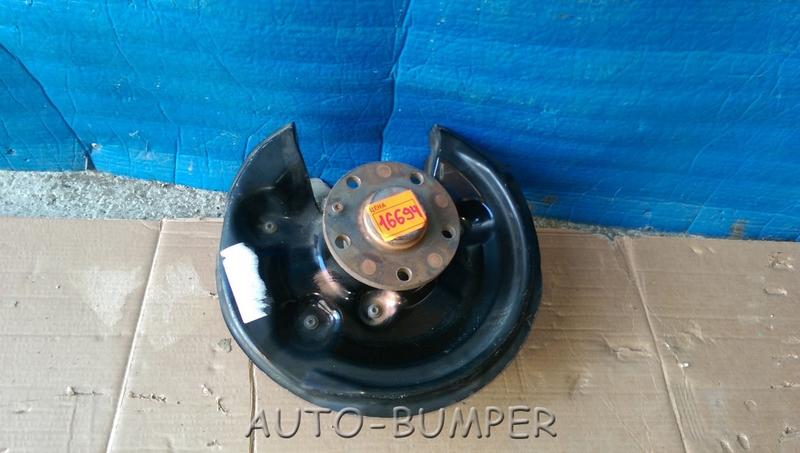 VW  Кулак задний левый с подшипником 5N0615611C, 3C0505433K, 1T0598611B, 3G0598611A