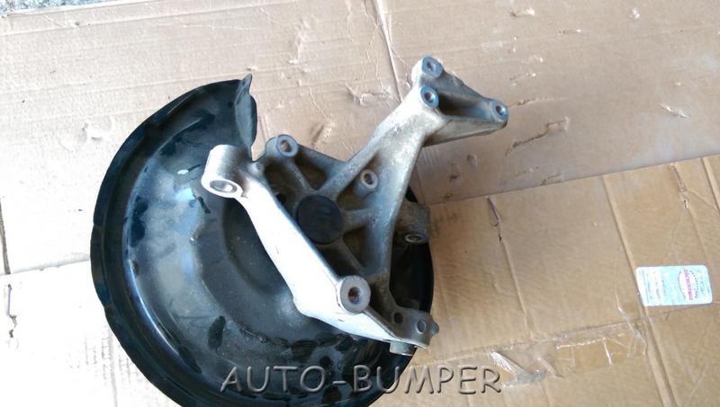 VW  Кулак задний левый с подшипником 5N0615611C, 3C0505433K, 1T0598611B, 3G0598611A