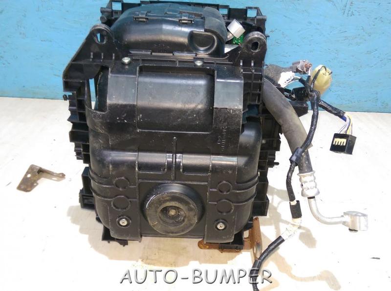 Toyota Land Cruiser 200 холодильник в консоль 88502-602116, 8850260211