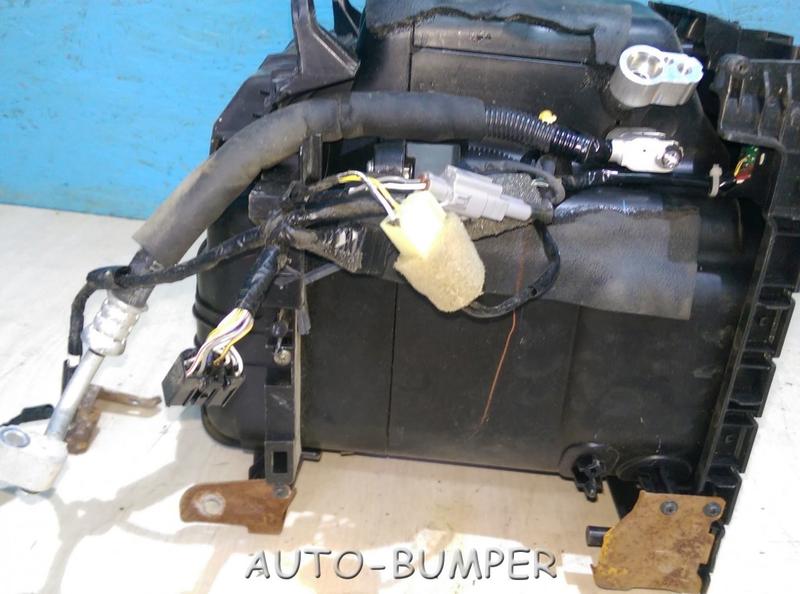 Toyota Land Cruiser 200 холодильник в консоль 88502-602116, 8850260211