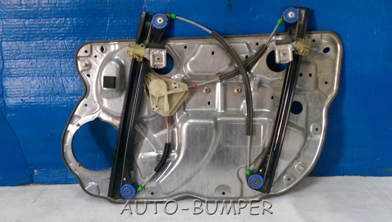 VW Polo 9N 2005- Стеклоподъёмник двери, L  6Q4837755