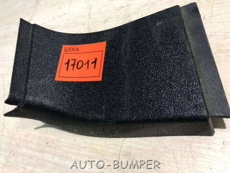Ford Focus II хэтчбэк 2005- Обшивка багажника LH 4M51-A13025