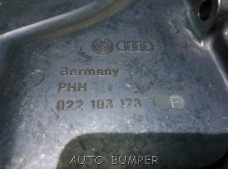 VW Touareg / Audi Q7 2003-  Крышка коленвала задняя  022103173F, 022 103 173 F, 03H103173B 