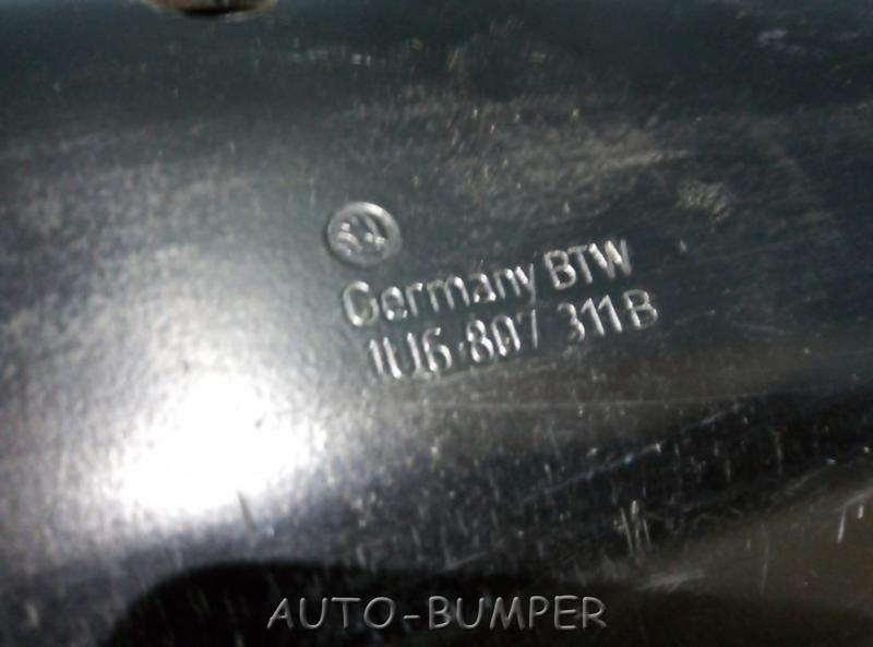 Skoda Octavia 2000- Усилитель заднего бампера 1U6807311B 1U6 807 311 B 1U6807557A 1U6 807 557 A 