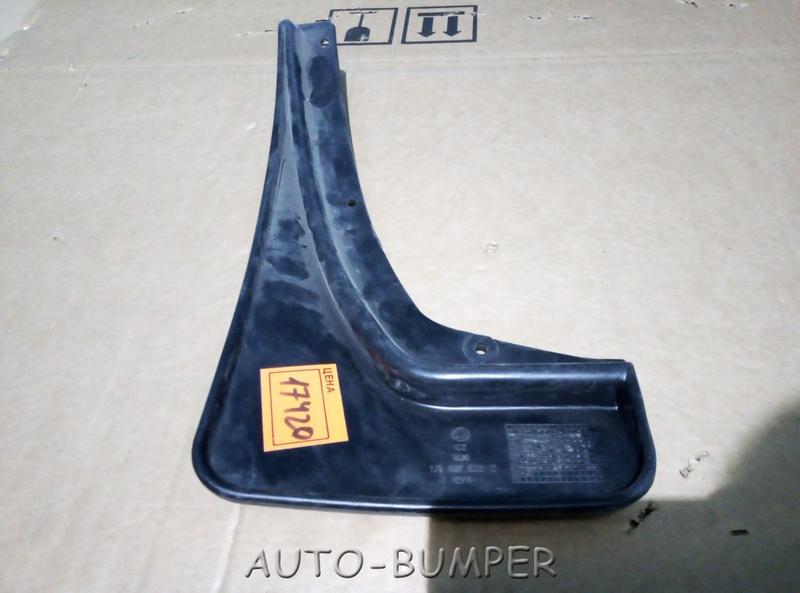 Skoda Octavia 2001-2011 Брызговик задний правый 1U0 821 822 C, 1U0821822C, 1U0821822C01C