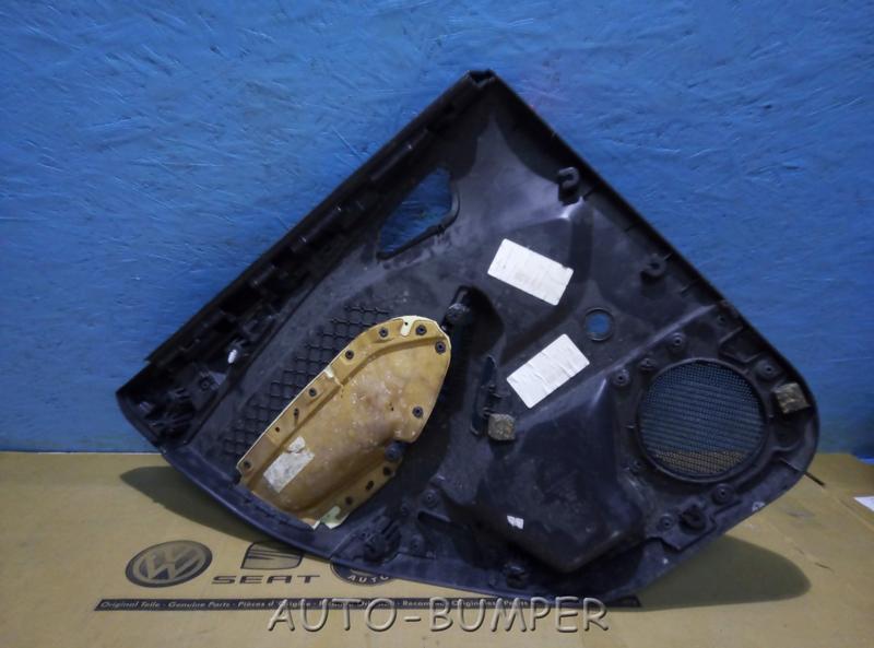 Ford Focus 3 2012- Обшивка двери задняя правая BM51A27406E