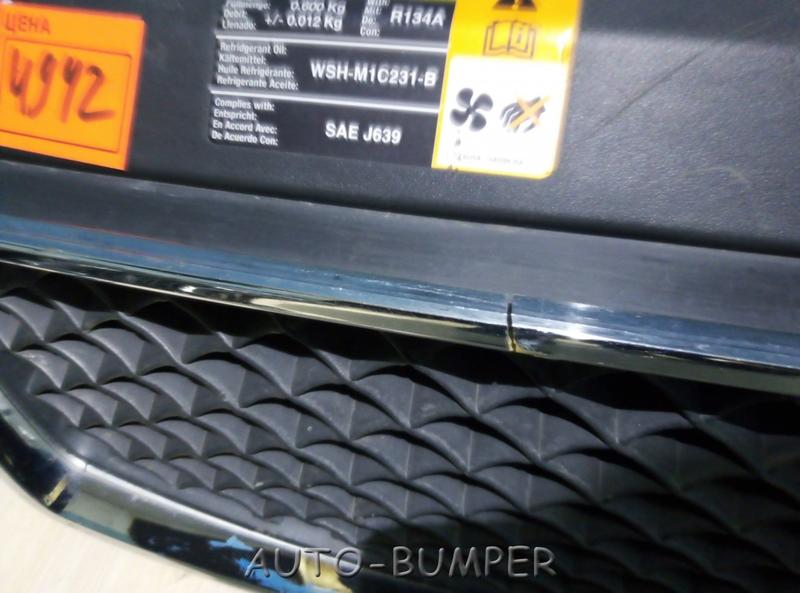 Ford C-Max 2003- Решетка радиатора  3M51R8138