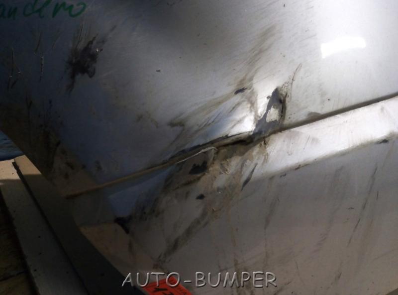 Renault Sandero 2009- Бампер задний 8200911893 8200735456