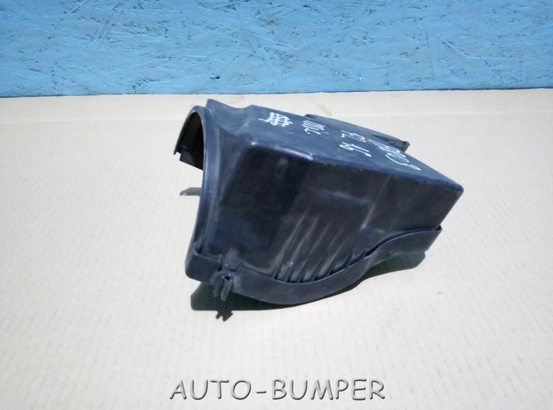 Ford Focus 2 2008- Крышка корпуса воздушного фильтра 7M519600AF