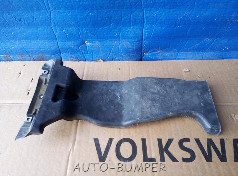 Toyota Land Cruiser  200 2007- Воздуховод задний 8721860020, 87218-60020