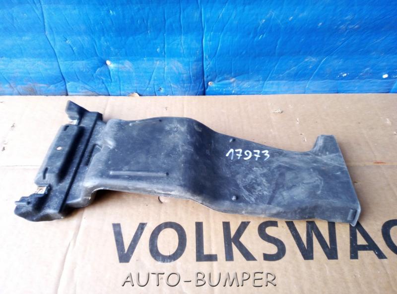 Toyota Land Cruiser  200 2007- Воздуховод задний 8721860020, 87218-60020