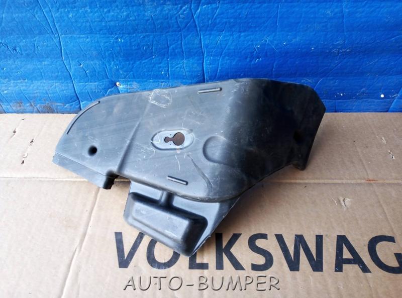Toyota Land Cruiser 200 2007- Воздуховод задний 8721360020, 87213-60020