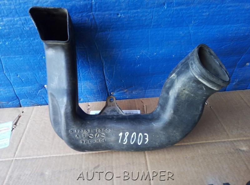 Toyota Land Cruiser 200 2007-  Патрубок воздухозаборника 1775115060, 17751-15060