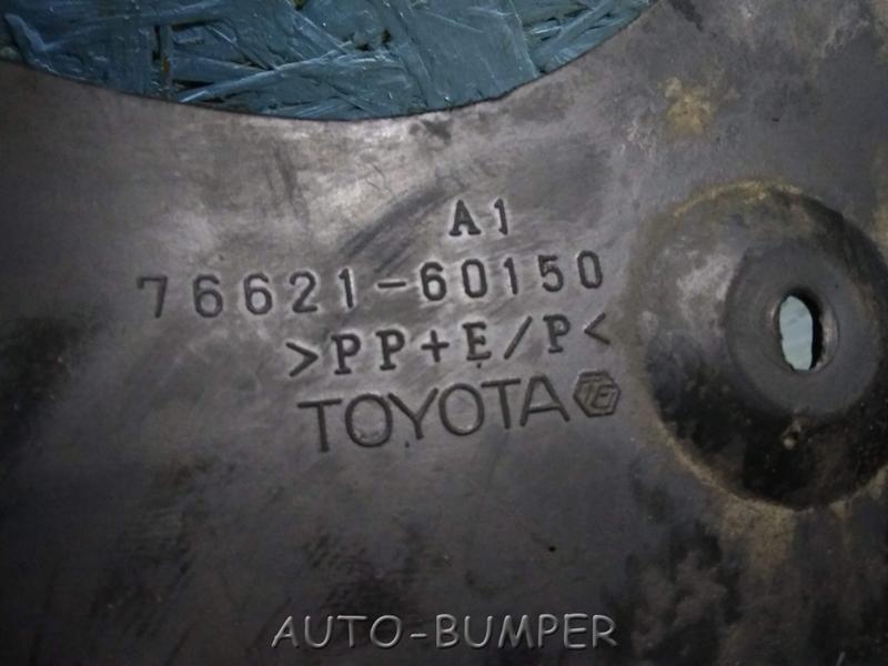 Toyota Land Cruiser (200) 2007- Брызговик передний правый 76621-60150, 7662160150