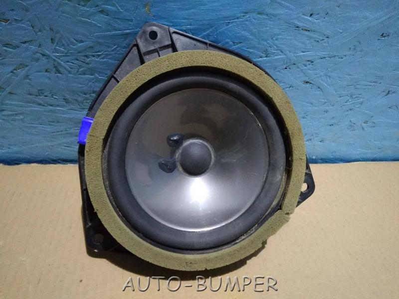 Toyota Land Cruiser (200) 2007-  Динамик задней двери 8616060430, 86160-60430