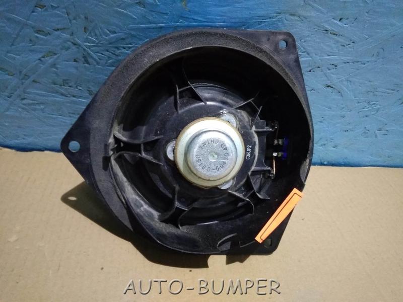 Toyota Land Cruiser (200) 2007-  Динамик задней двери 8616060430, 86160-60430
