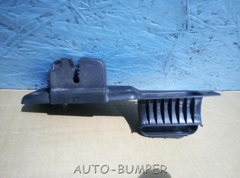 Fiat Linea 2007- Накладка на замок багажника 735448135, 735448749