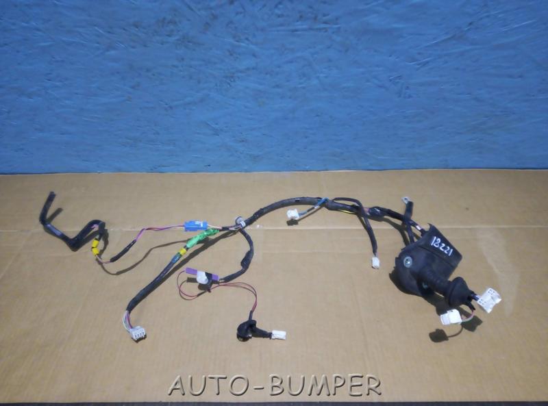 Toyota Land Cruiser 200 2007- Проводка (Коса) задней левой двери 8215460091, 82154600912