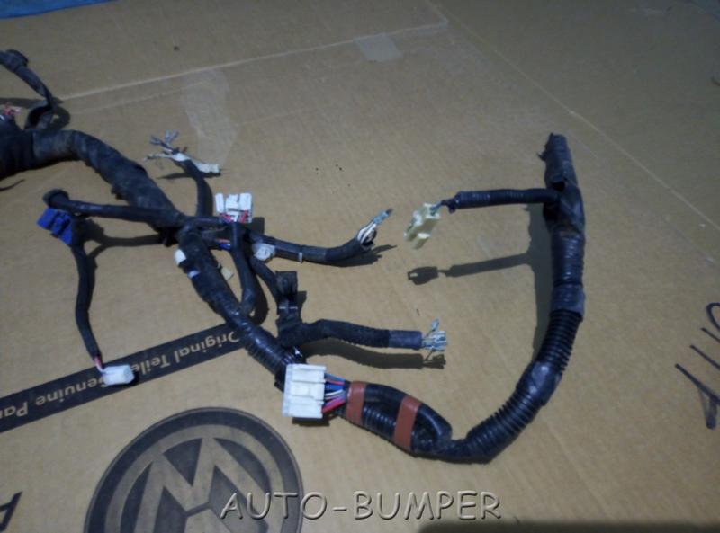 Toyota Land Cruiser 200 2007- Жгут проводов салона  12334