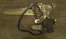 Toyota Land Cruiser 100 Lexus LX470 2002- Стеклоподъёмник задний левый  8571060120