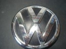 Volkswagen Tiguan 2011- эмблема задняя 5C6853630